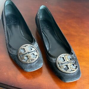 Tory Burch Suede flats with patent skin detail Size 8M Excellent Condition